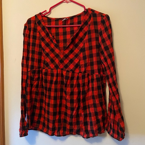 Old navy top - Picture 1 of 1